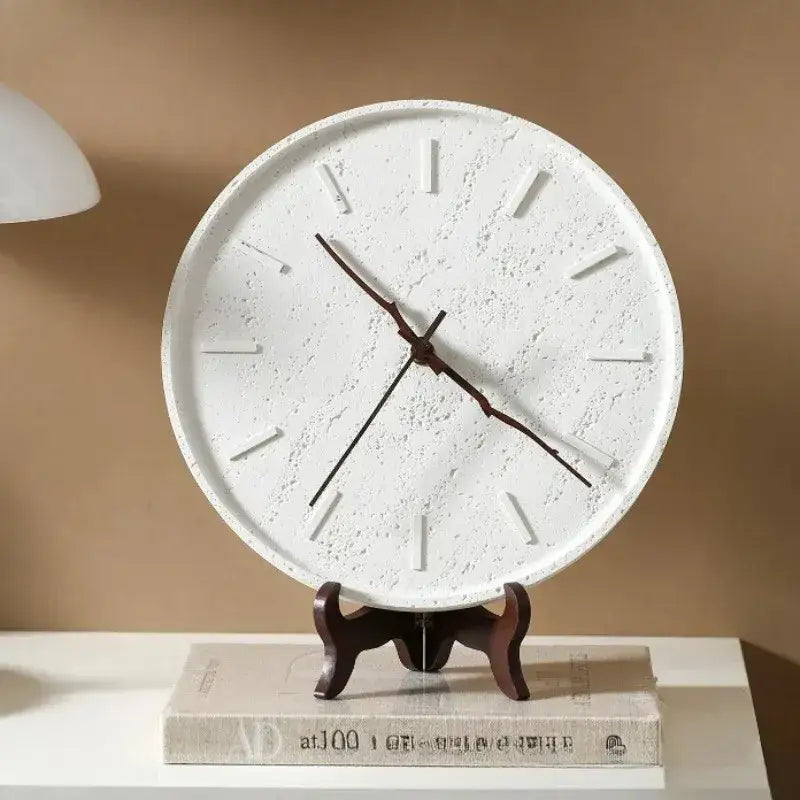 Horloge murale en pierre
