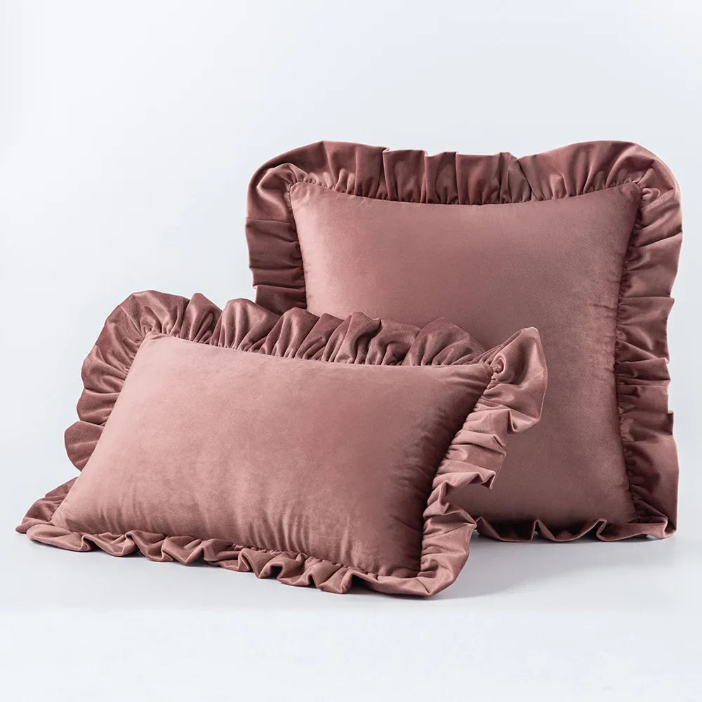 Housse de coussin velours à volant